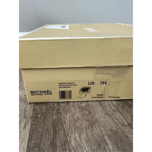 Michael Kors Whitby Feather Trim Suede Ankle Boot Size 7 $250 - Picture 14 of 14